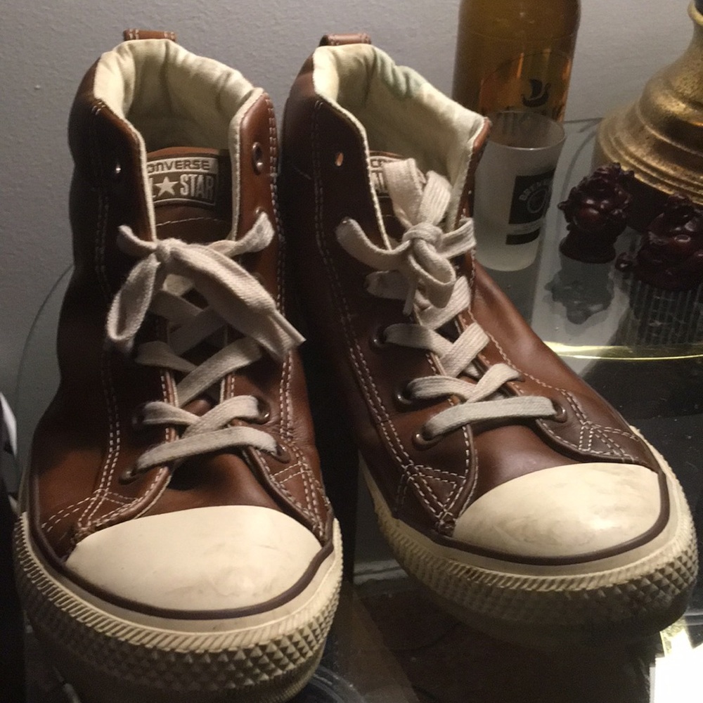 Brown leather converse 8.5